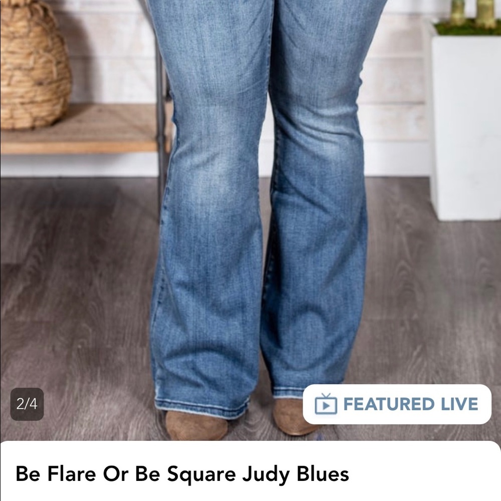 Judy Blue Be Flare or Be Square jeans